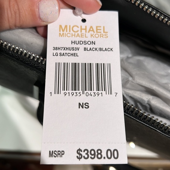 MICHAEL KORS large satchel “Hudson” purse - Picture 4 of 10